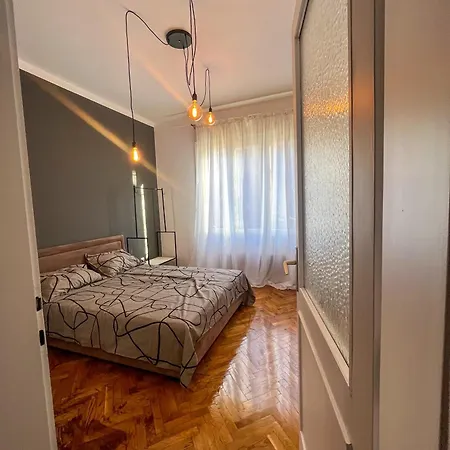 Апартаменты Two Bedroom Near Slavija Square
